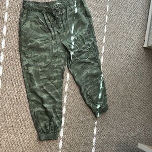 Camo Elastic Pants